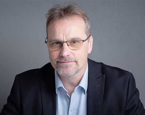 Dr. Olivier Schoefs